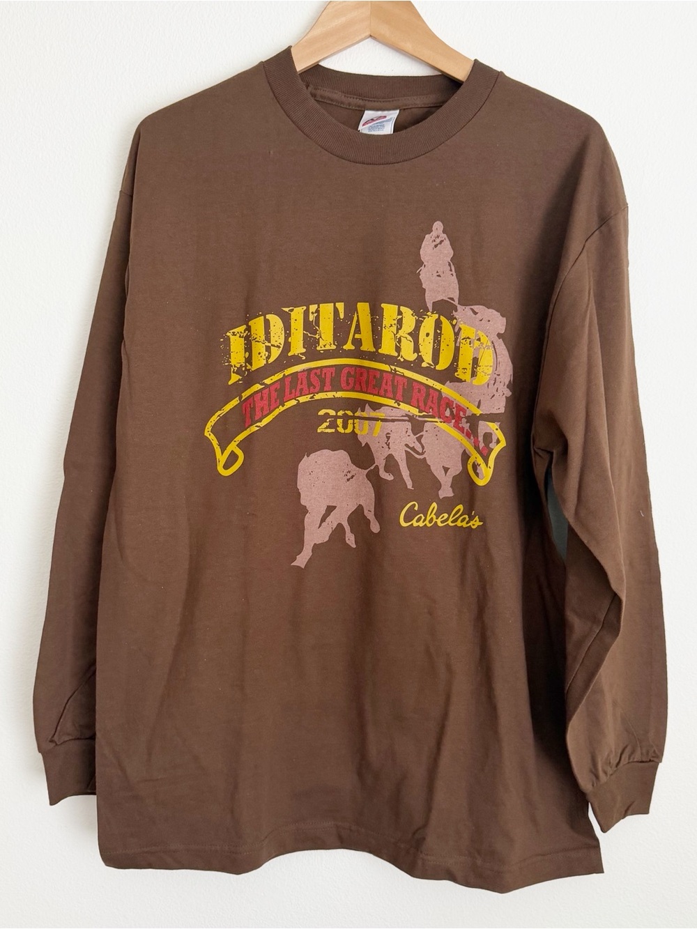 Vintage 2007 Alstyle Cabelas Iditarod Long Sleeve Graphic Tee Brown Alaska Dog L